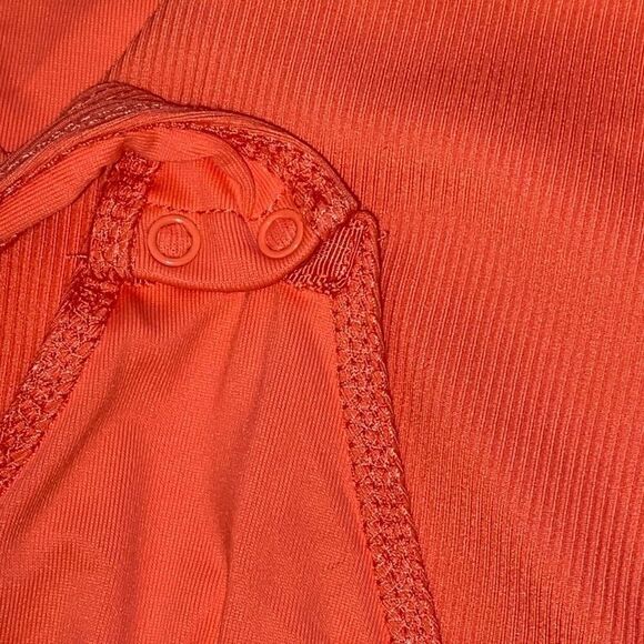 House Of Harlow 1960 NWT Enhancing Essentials Bodysuit Ribbed V-Neck Tangerine S - Picture 3 of 5